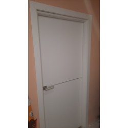 Міжкімнатні Двері Plato Line PTL-03 білий матовий (декор з алюмінію чорного кольору) Darumi Ламінатин