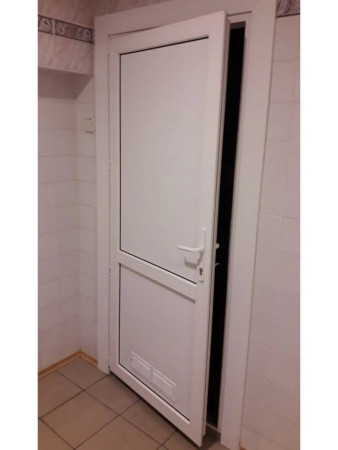 Металлопластиковые двери WDS 5S 800 x 2000 мм
