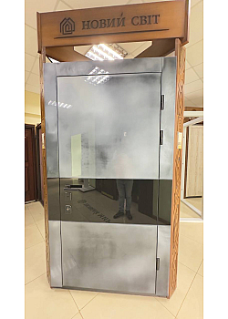 Двері Перлина "Новий Мир"