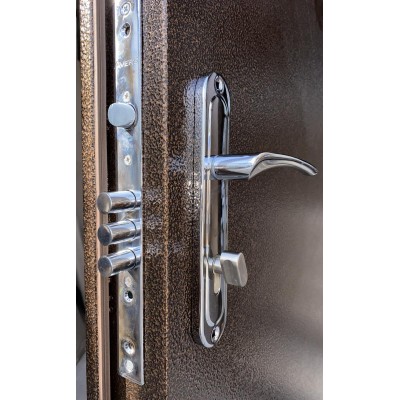 Двери Металл-металл с притвором улица 1200 Redfort-1