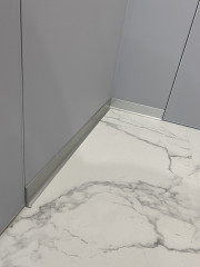 Плинтус алюминиевый Волнистый 60x11.7x2700 мм ALU-NV6011R Белый RAL9003 Kluchuk