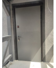 Двери COTTAGE 703/237 Metallic Grey/Уличная Vinorit Булат