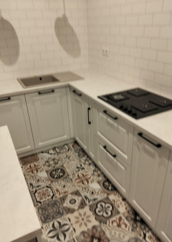 Кутова кухня на замовлення фарбований МДФ RAL 9003 267