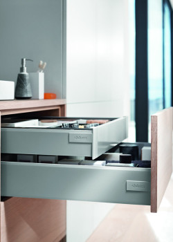 Направляющая BLUM TANDEMBOX