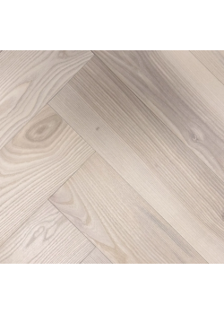 Паркетная доска Universe Ясень ваниль (herringbone)