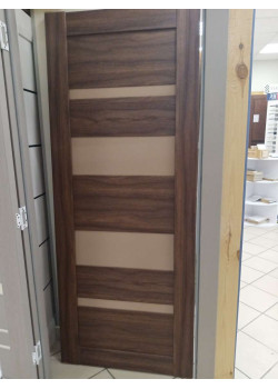 Двері Aura 10, горіх европейський/лакобель кавовий, 800 мм полотно без врізок, стан чудовий, Гавела 16 WakeWood