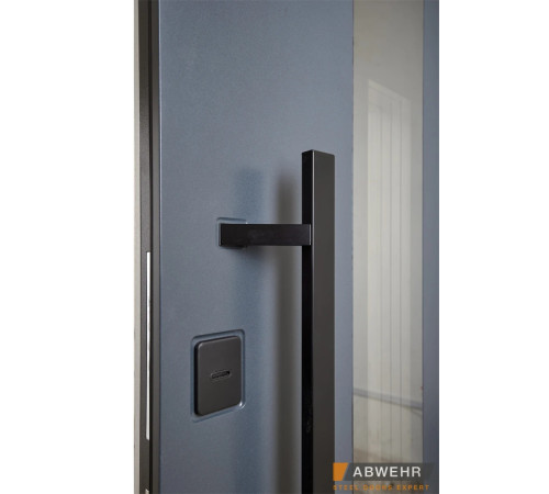 Входные Двери Cotage1 (KT1 с терморазрывом) 496 UFO BLACK RAL 7016 Abwehr