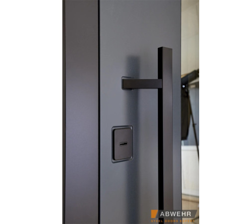 Входные Двери Cotage1 (KT1 с терморазрывом) 496 UFO BLACK RAL 7016 Abwehr