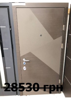 Двері Splint 950Пр венге сір. г, кам.тисн/Софт Мілк (хром) "Страж"