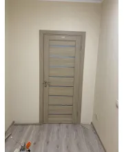 Двері Leador Doors Neapol сіре дерево Чорне скло