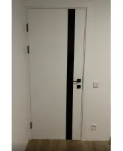 Межкомнатные Двери Darumi Doors Plato Line PTL-04 белый матовый Черное стекло Ламинатин