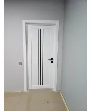 Міжкімнатні Двері Leador Doors Verona Білі Чорне скло ПВХ плівка