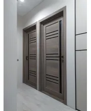 Міжкімнатні Двері Leador Doors Compania сіре дерево Чорне скло ПВХ плівка Міжкімнатні Двері Leador Doors Compania сіре дерево Чорне скло ПВХ плівка