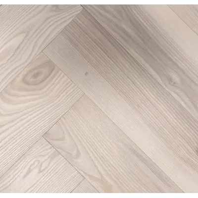 Паркетна дошка Universe Ясен ваніль (herringbone)-0