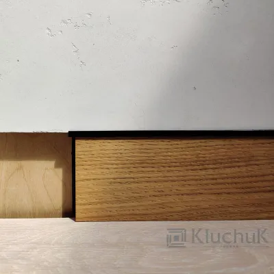 Алюминиевый плинтус скрытого монтажа Kluchuk-1