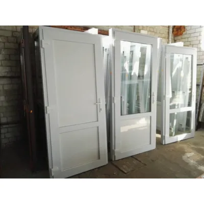 Металлопластиковые двери REHAU EURO 60 поворотно-откидное 800 x 2000 мм-11