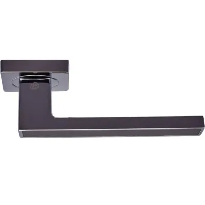 Ручки на розетах Gavroche MAGNIUM Mg - A1 CP/BLACK-4