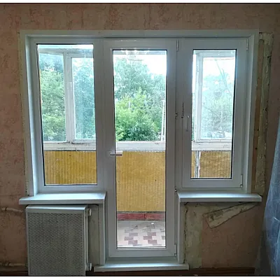 Балконный блок Steko S500 с глухим окном и поворотно-откидными дверями 2100 x 2100 мм-6