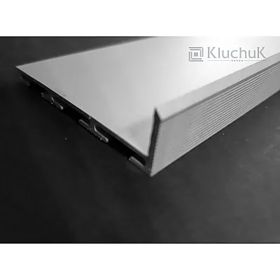 Алюмінієвий плінтус прихованого монтажу 53 мм БП Kluchuk-1