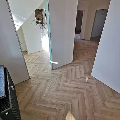 Ламинат Alsapan Liberte Herringbone V4 WR X LOCK V4 - Дуб Пралин ABR 535-1