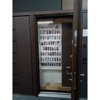 Двери Авеню Комфорт 3 Vinorit Сублимация Дуб бронзовый/Дуб бронзовый ПВХ-02 улица с терморазрывом 960*2040мм Правая, Борисполь "Redfort"-2