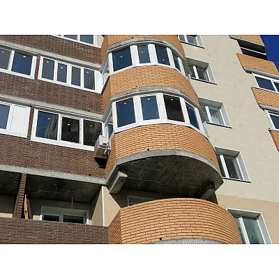 Радіальний балкон REHAU Rehau Euro 70 Балкон під ключ з оздобленням-0