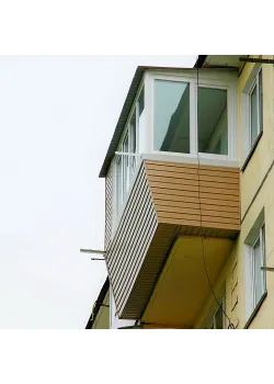 Балкон под ключ с выносом Rehau, П-образный