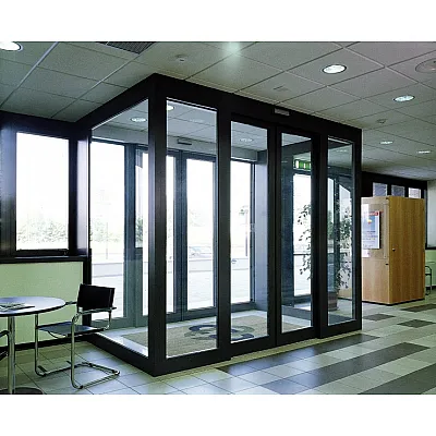 Алюмінієвий тамбур Schüco-0