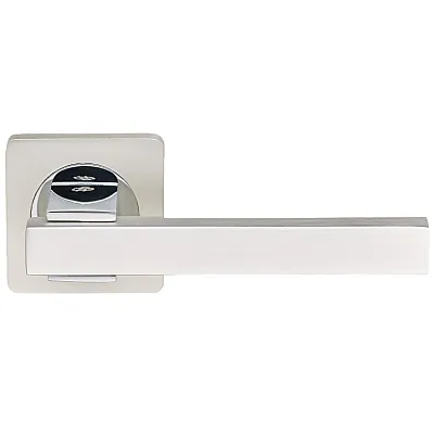 Ручки на розетах Gavroche FRANCIUM Fr - А1 PW/CP-1