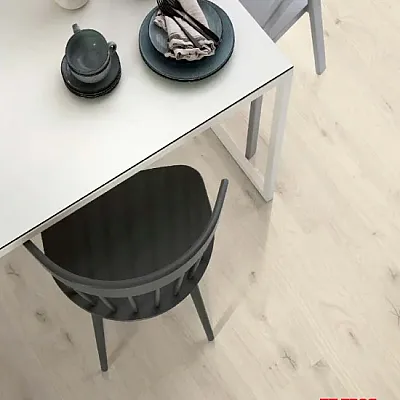 Вінілова підлога EGGER GreenTec Classic Дуб Алмінгтон світлий (EPD039.361448)-2