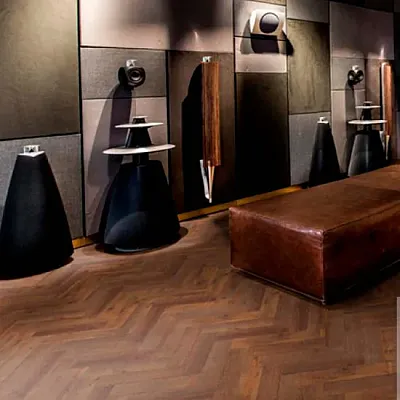 Виниловый пол Kährs Dry back Herringbone Komi LTDBW2107-102-1