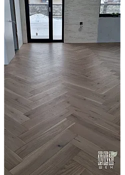 Инженерная доска Шен ДУБ Английская ёлочка 150 мм Рустик