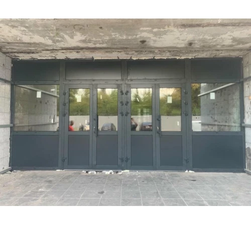Металлопластиковые двери REHAU SYNEGO 80 двустворчатые 1600 x 2000 мм
