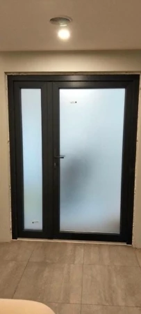 Металлопластиковые двери WDS 6S двустворчатые 1400 x 2000 мм
