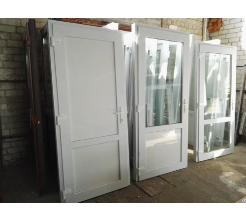 Металопластикові двері Salamander BluEvolution 82 800 x 2000 мм