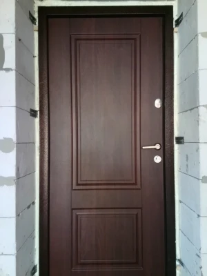 ДВЕРИ ВИП М ГРАНД ТЕМНЫЙ ОРЕХ QDOORS