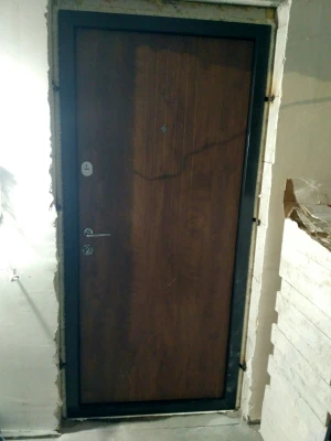 Двери Люксор спил дерева коньячный Qdoors