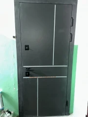 Двери Ультра (квадро) Securemme 557/607 Тонированное зеркало Пепельный металлик/Серый шифер Булат