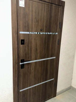 Вхідні Двері Ультра Акорд дуб табак/біле дерево Qdoors