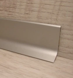 Плинтус Накладного монтажа Multi Effect Q64 17-50-2700