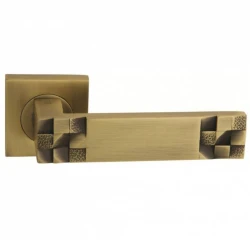 Ручки на розетах Oro Oro 010-15E