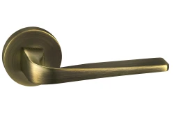 Ручки на розетах Oro Oro 072-17E