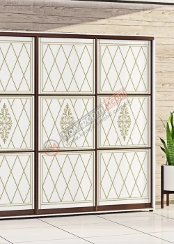 Шкаф купе 2.4 м Комфорт "Венеция" глянец трехдверный белого цвета