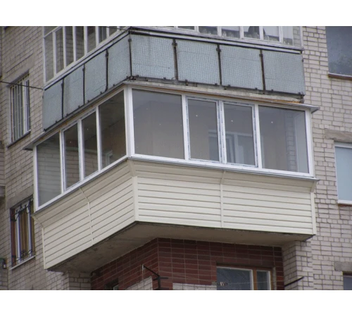 Балкон угловой под ключ с отделкой Aluplast