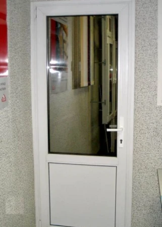 Металлопластиковые двери WDS 5S 900 x 2200 мм